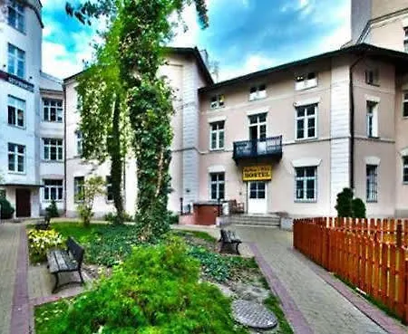 Nathan's Hostel