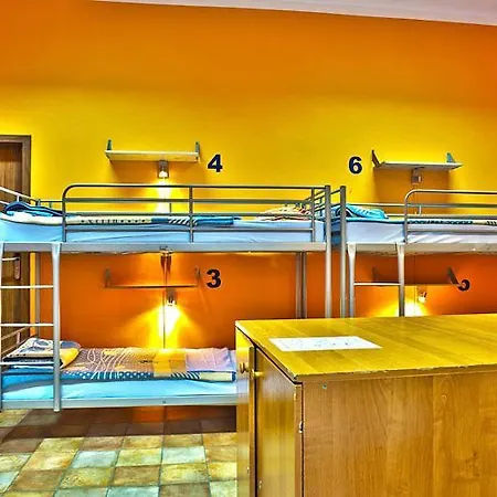 Hostel Nathan's *