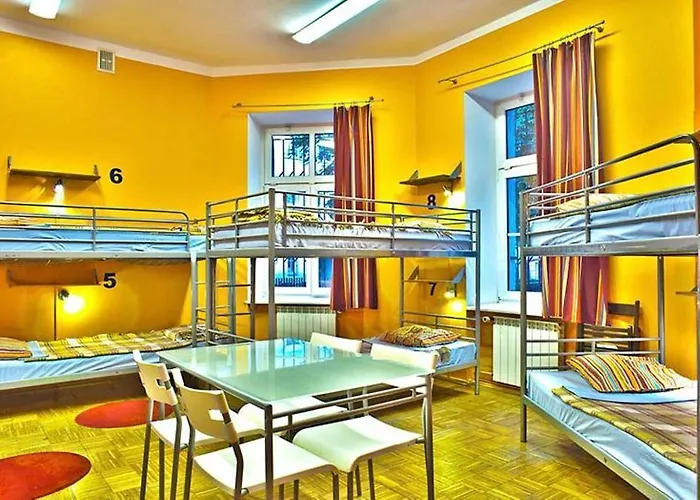 Nathan's 호스텔 *